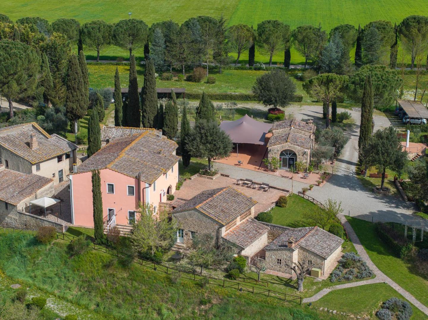 Relais Antico Borgo San Lorenzo Poggibonsi Exterior photo